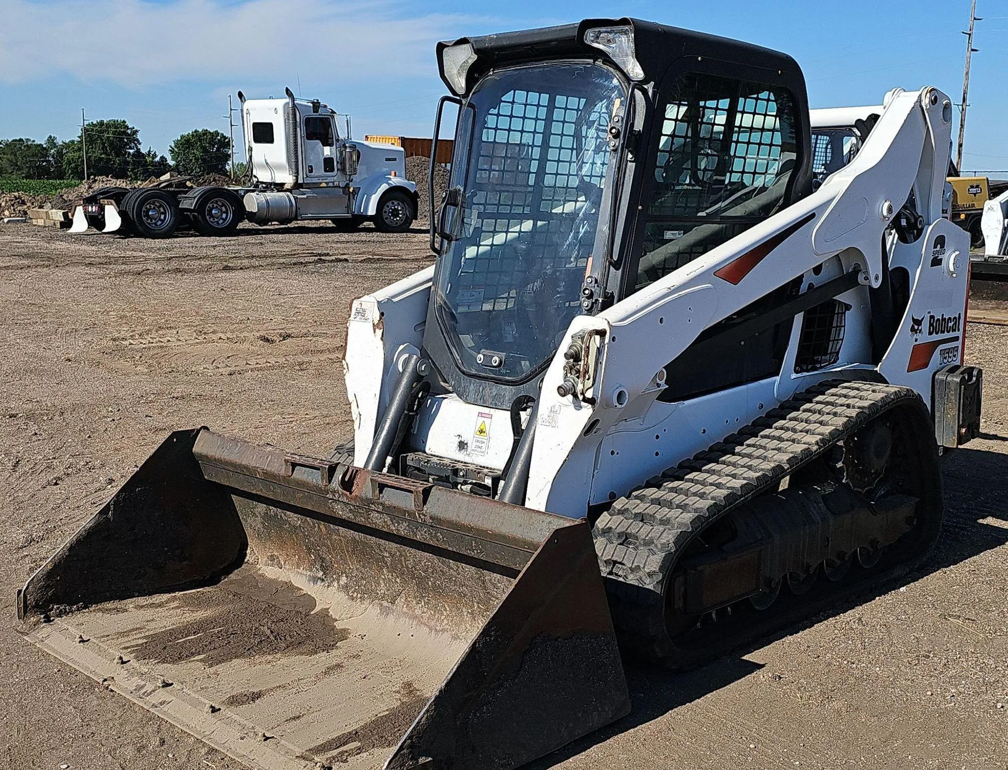 2019 Bobcat T595 alt