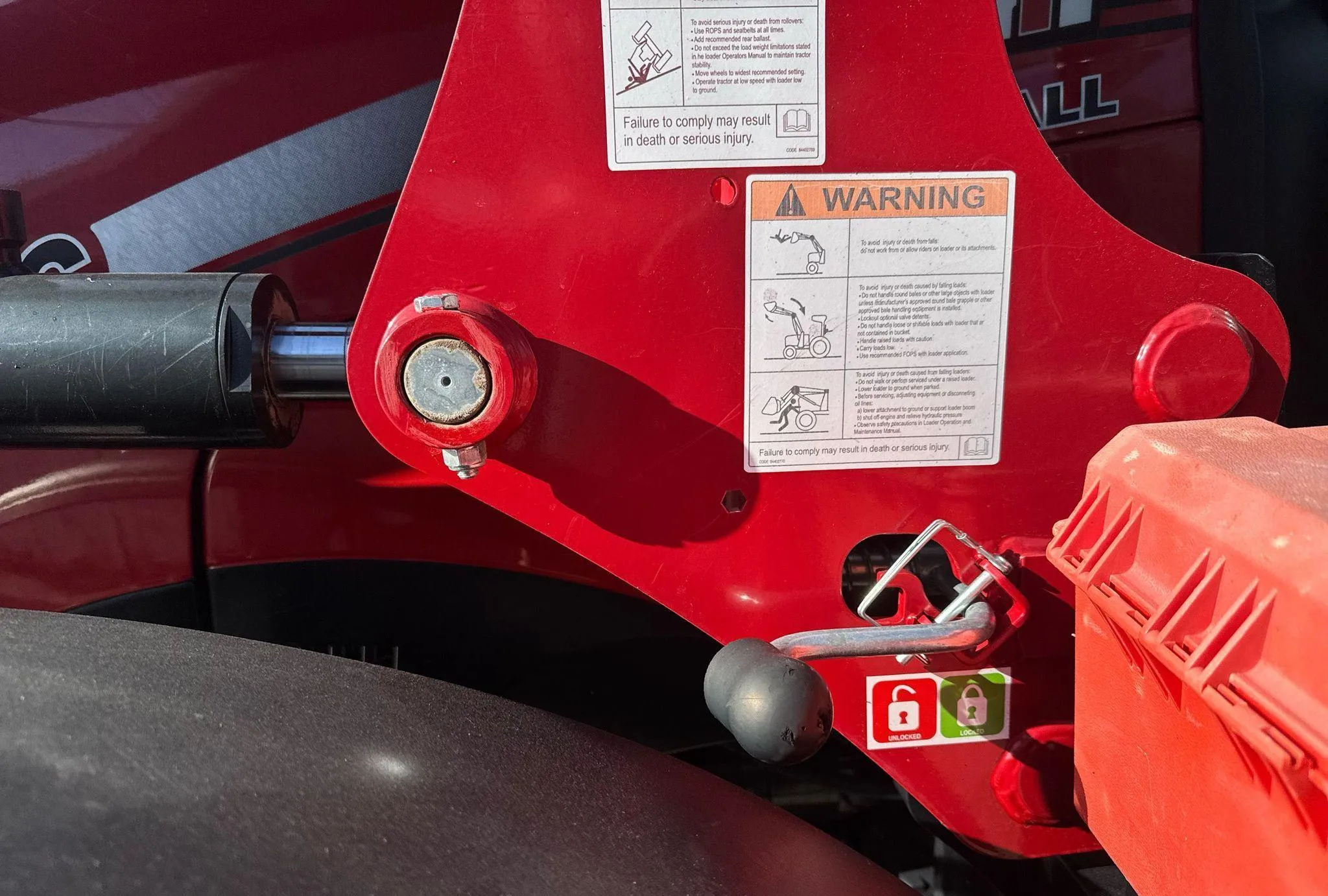 2017 Case IH Farmall 100C MFWD