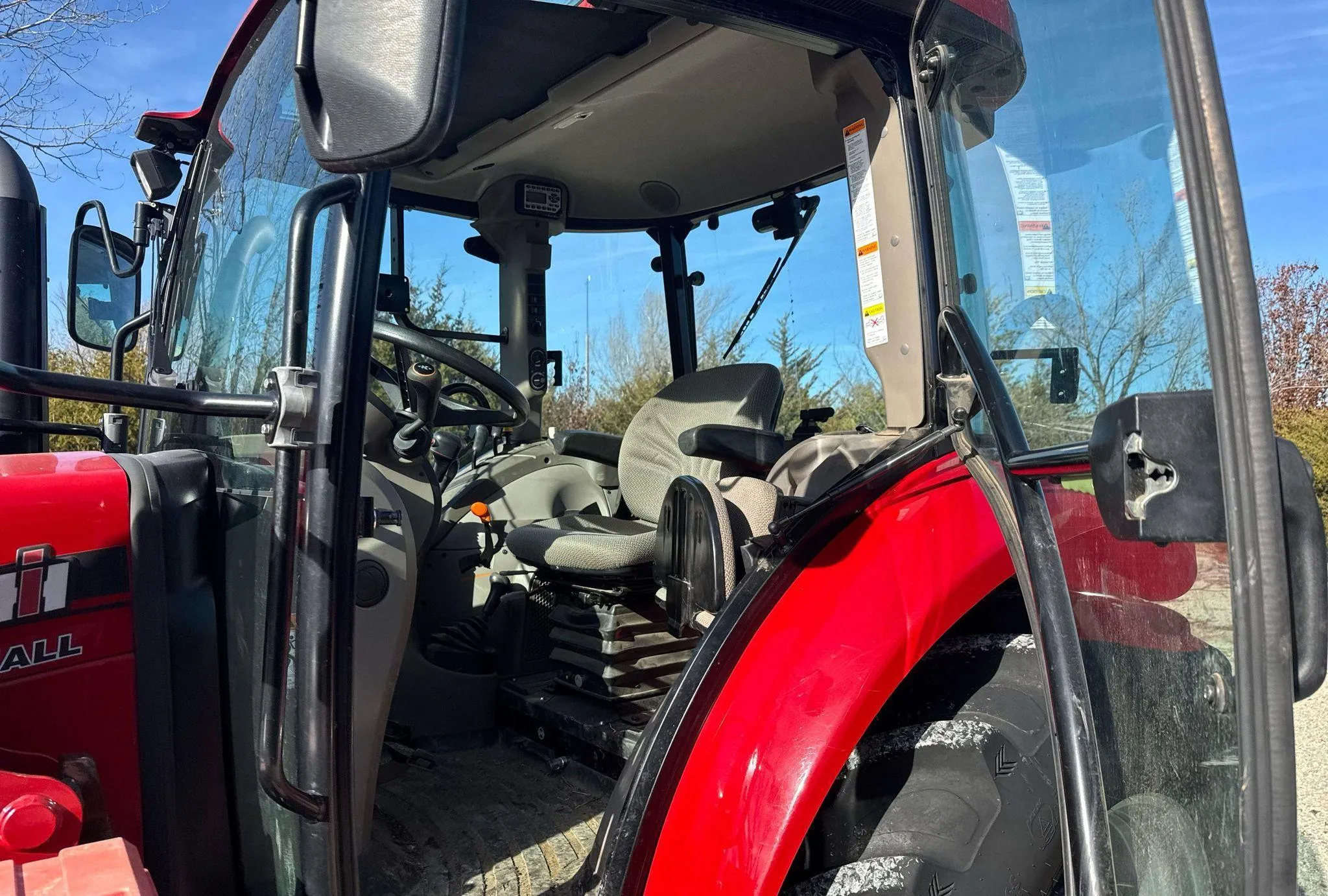 2017 Case IH Farmall 100C MFWD