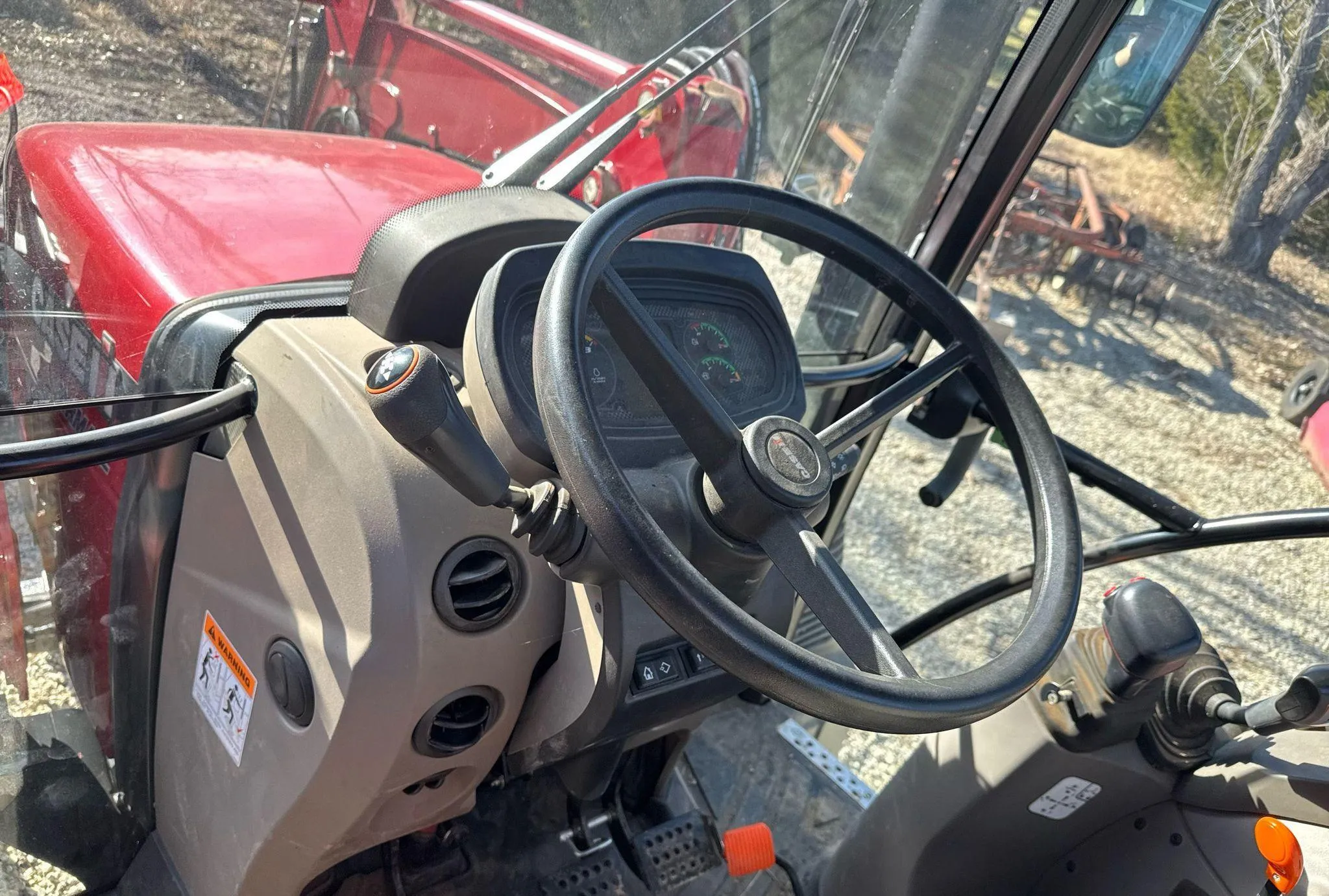 2017 Case IH Farmall 100C MFWD
