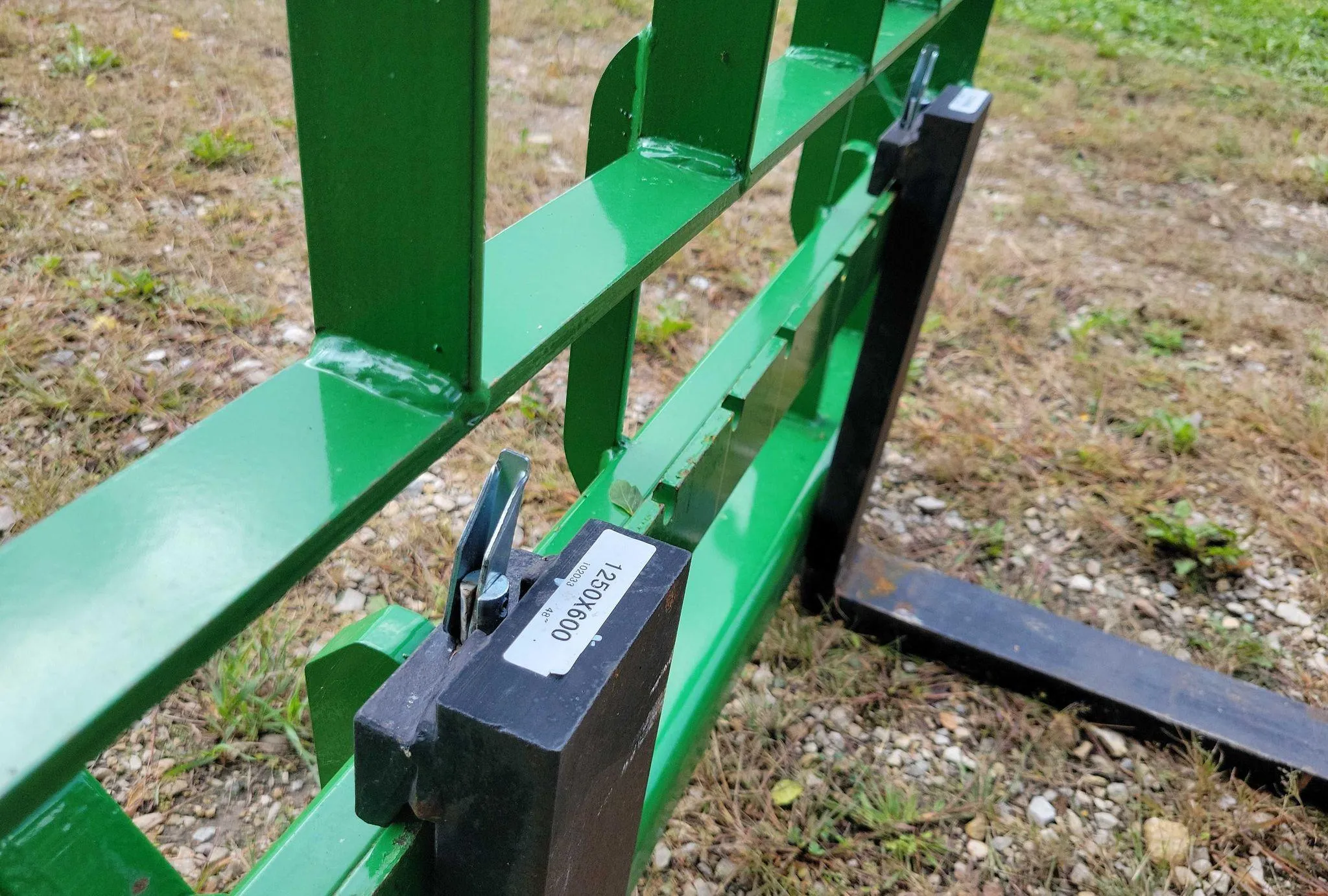 2015 John Deere 5075E MFWD