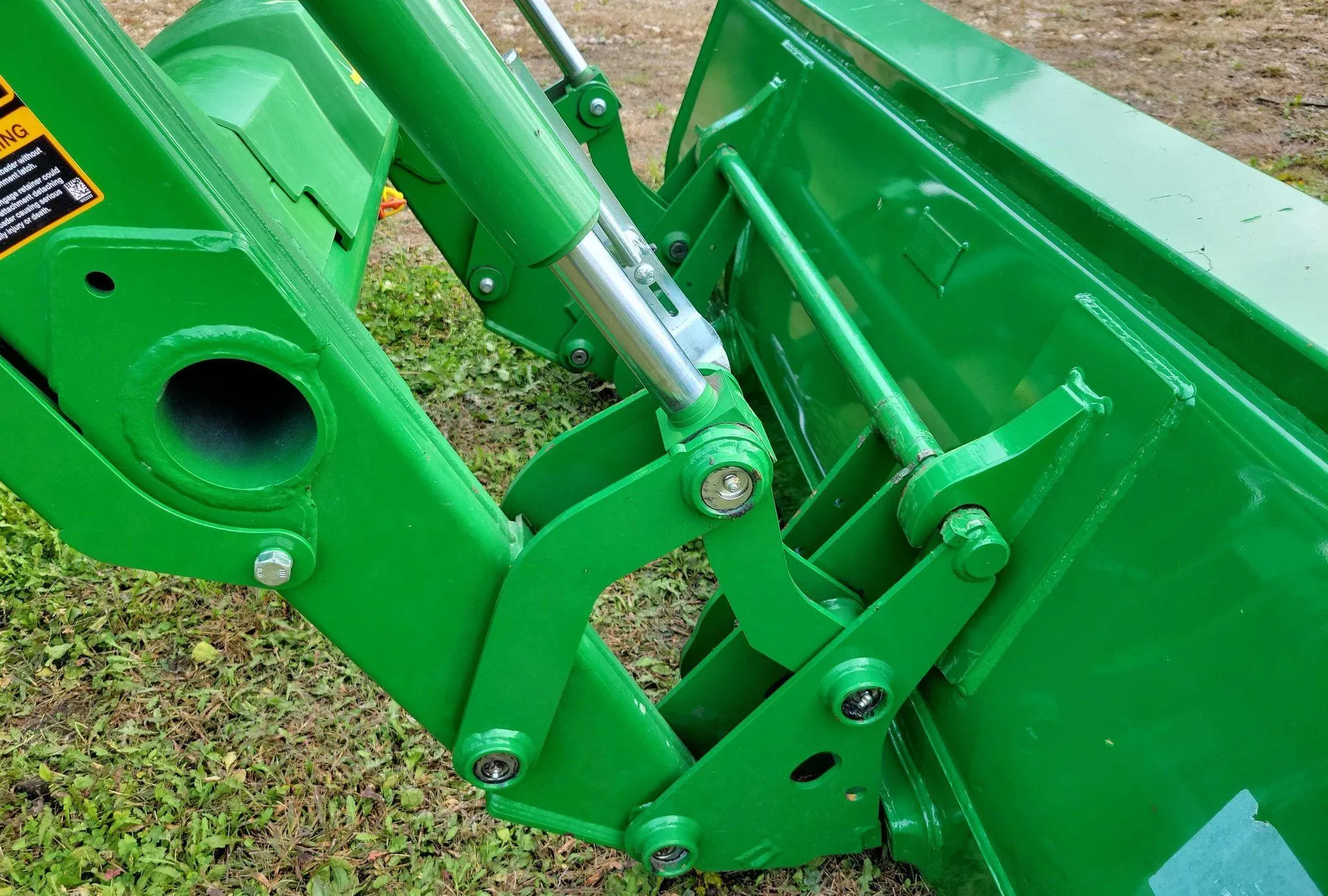 2015 John Deere 5075E MFWD
