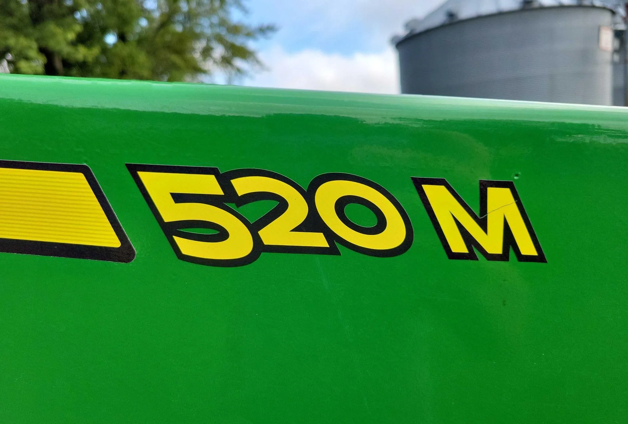 2015 John Deere 5075E MFWD
