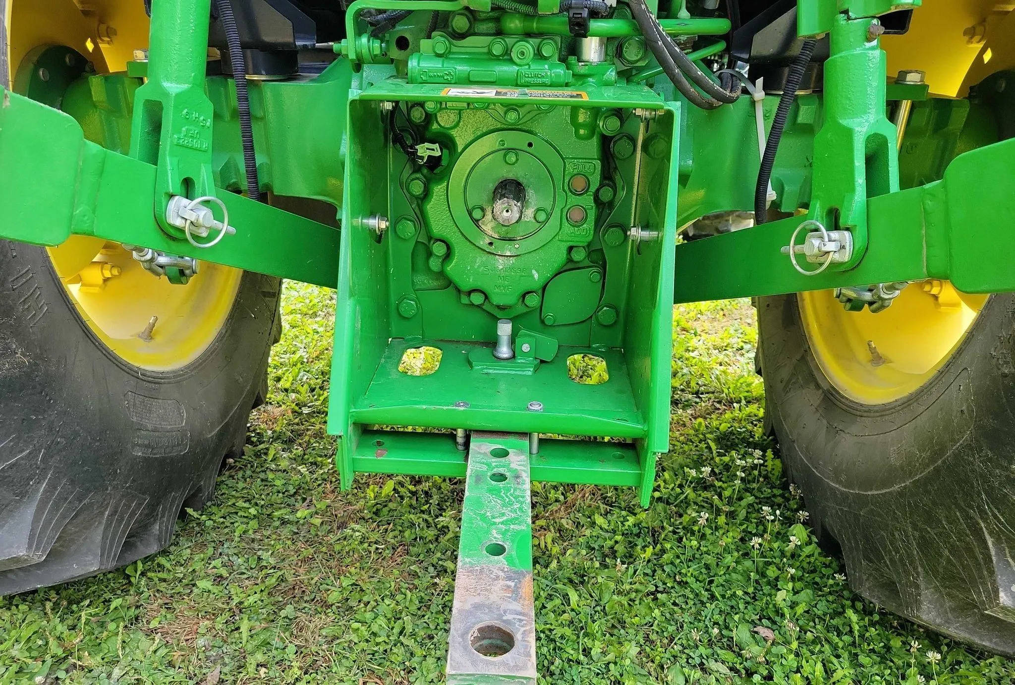 2015 John Deere 5075E MFWD