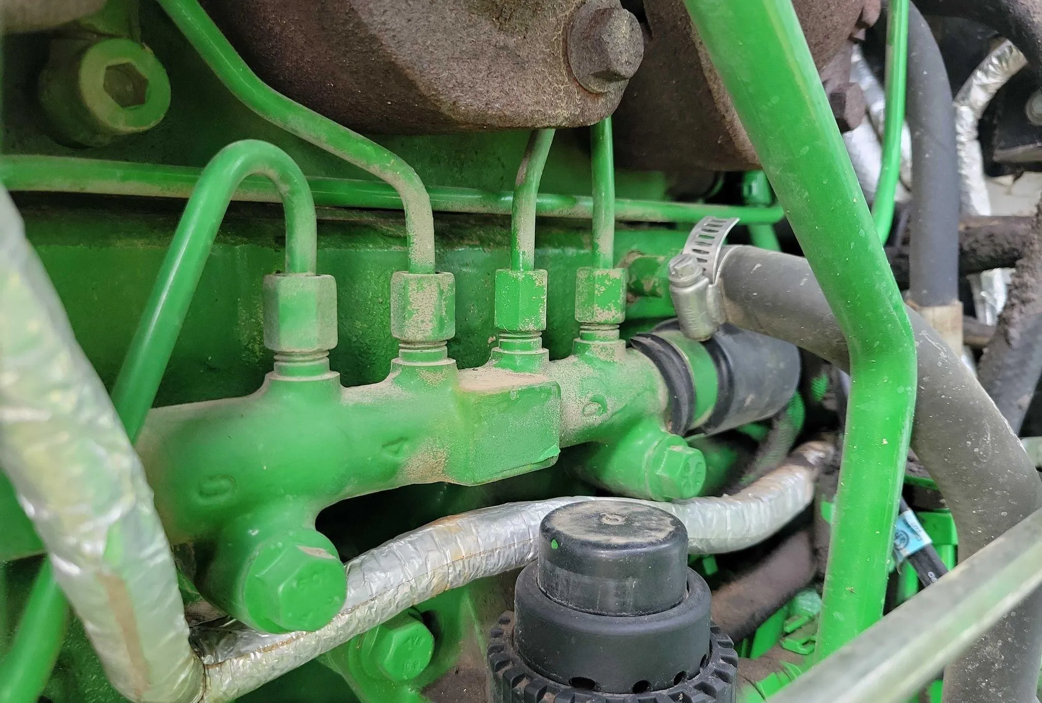 2015 John Deere 5075E MFWD