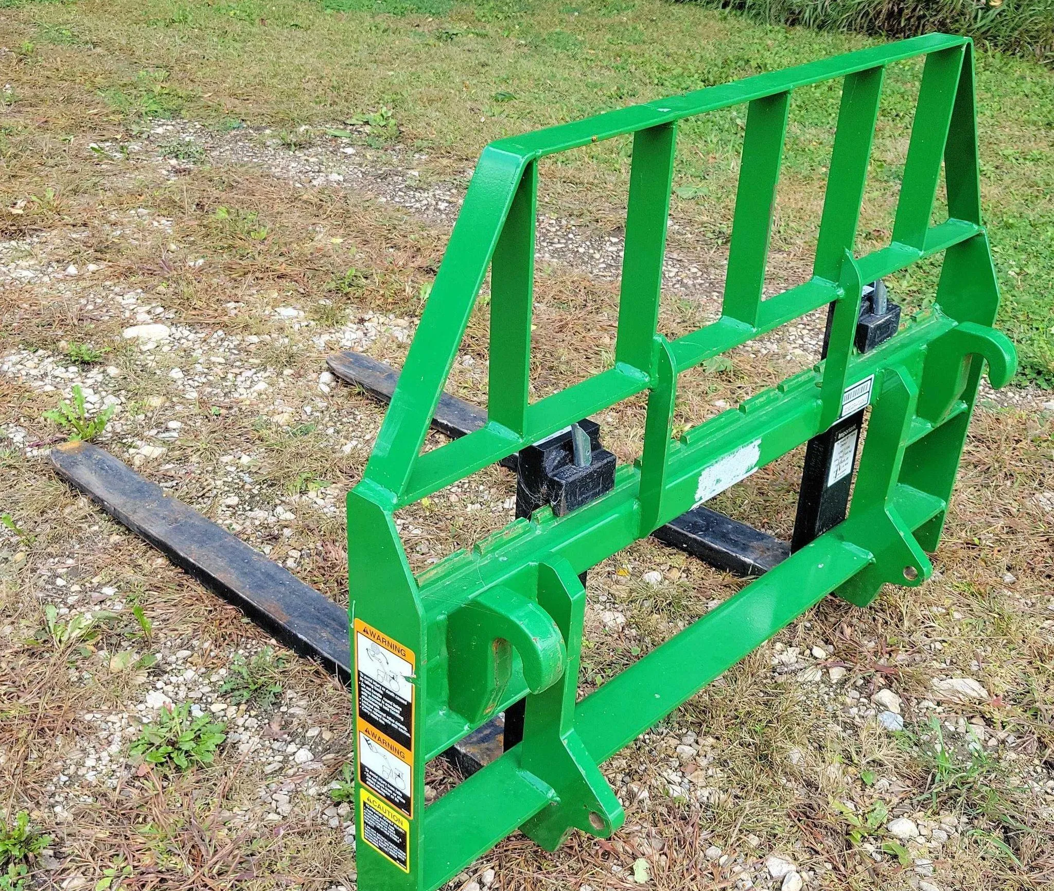 2015 John Deere 5075E MFWD